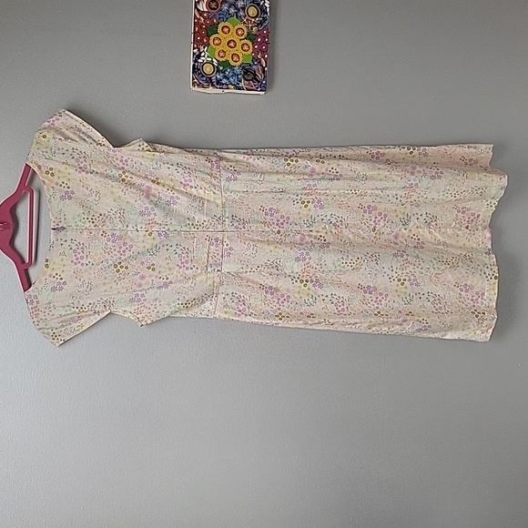 Savile Row Company off white pastel floral shift dress, size 2 - Picture 3 of 5